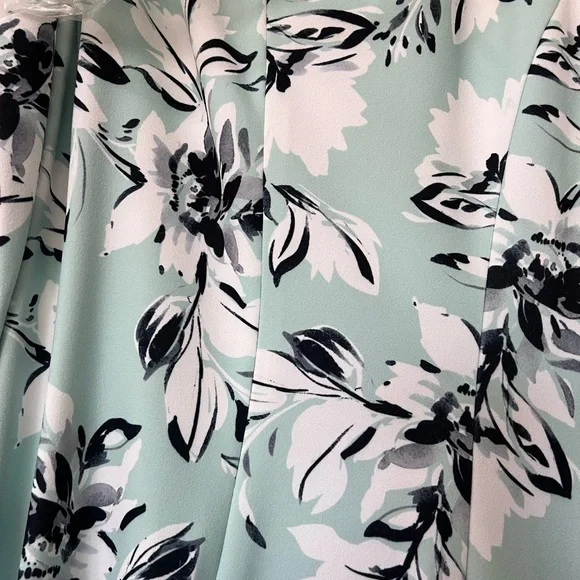 Calvin Klein Floral Midi - Picture 8 of 10